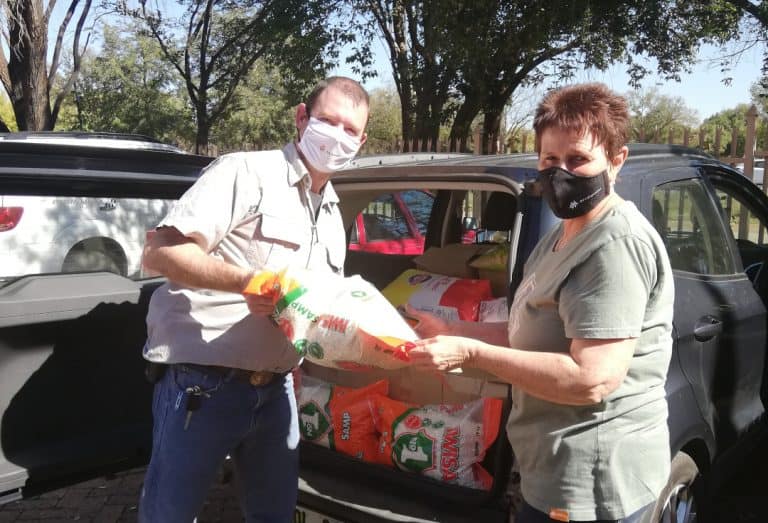 AfriForum se Ventersdorp-tak help met verspreiding van kospakkies