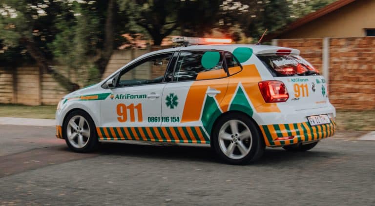 AfriForum-buurtwag en SAPD trek vermeende motordiewe in Hermanus vas