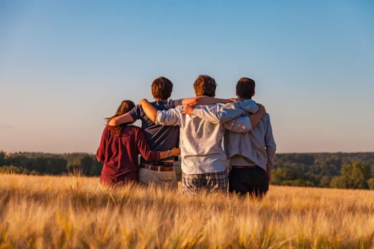 Hoe raak trauma gemeenskappe?