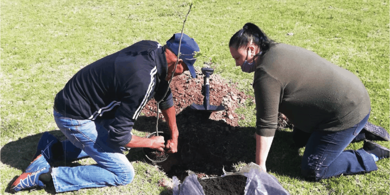 AfriForum-tak in Worcester plant bome