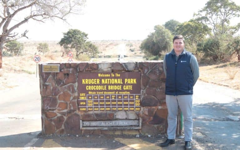 AFRIFORUM: DIE MYNKWESSIE BY NASIONALE KRUGERWILDTUIN WEER AAN DIE GANG