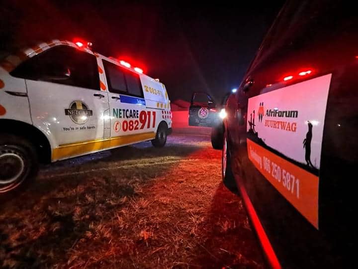 AFRIFORUM-BUURTWAG IN SPRINGS VIND MOTOR MET BEHULP VAN SNIPER-TEGNOLOGIE