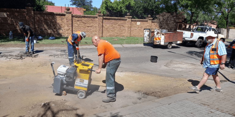 AfriForum herstel slaggate in Secunda