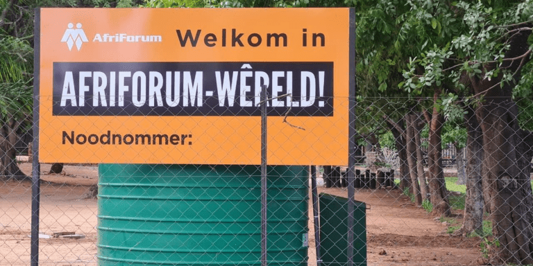 AfriForum se Hoedspruit-tak rig noodwaterpunt op