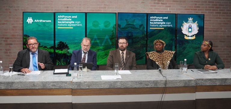 AfriForum and AmaBhele kaJamangile sign historic agreement