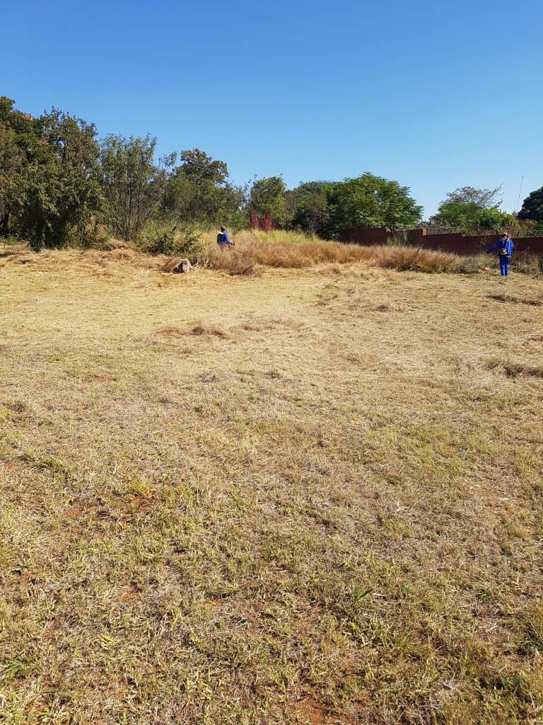 Rustenburg-tak se volhoubare skoonmaakprojek trek aandag