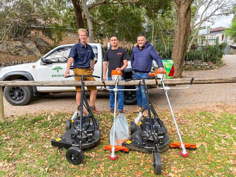 Laeveld-takke koop tuinboutoerusting aan