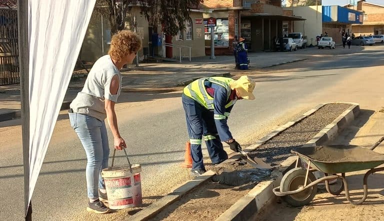 AfriForum se Coligny-tak maak middelmanne in straat skoon