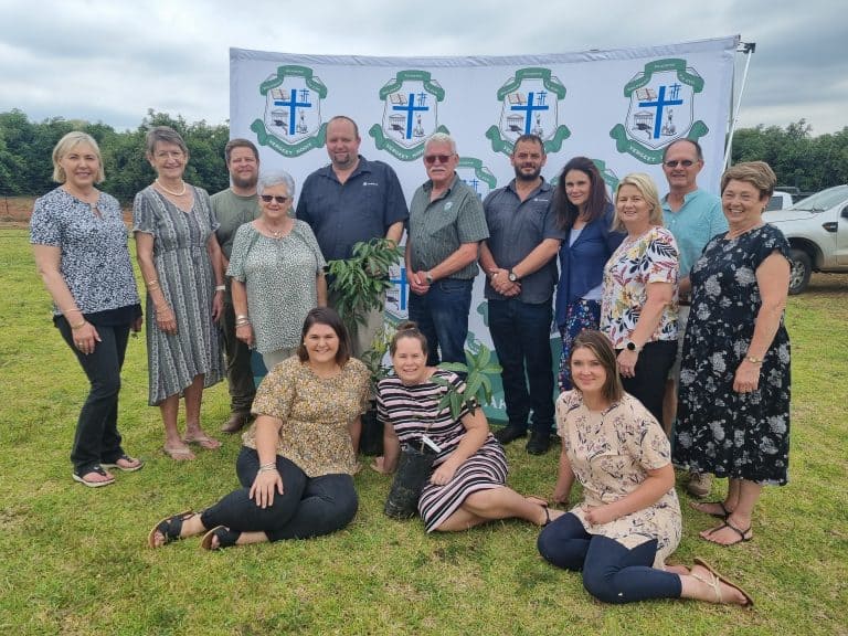 Tzaneen-tak plant bome by Wolkberg Akademie