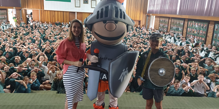 AfriForum se teenboelieveldtogspan en AfriForumTV besoek Laerskool Wierdapark