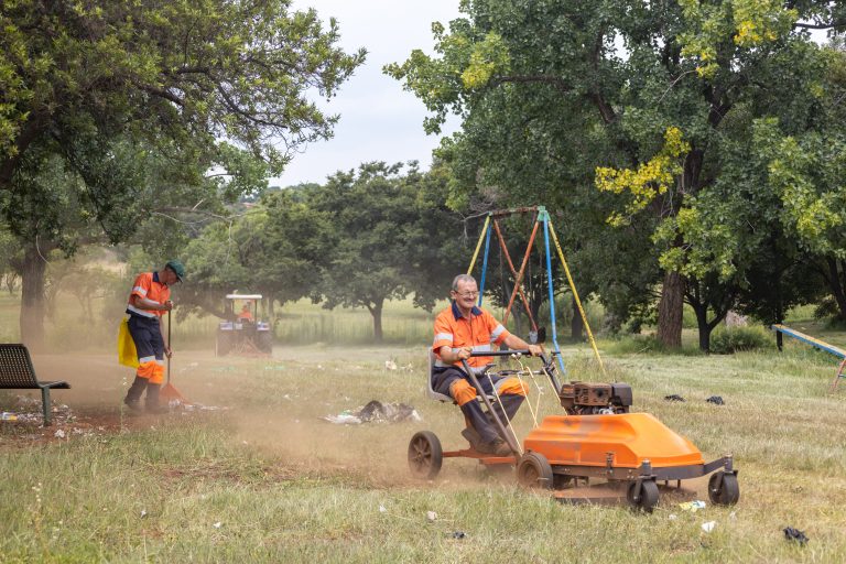 Só woeker die AfriForum-takke en -buurtwagte in 2023