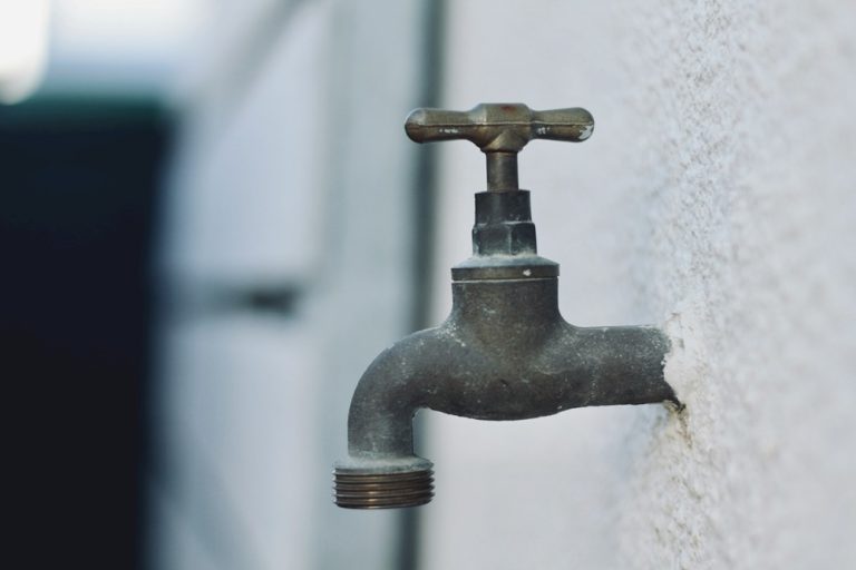 AfriForum beteken hofstukke aan Rand Water oor waterbesnoeiings