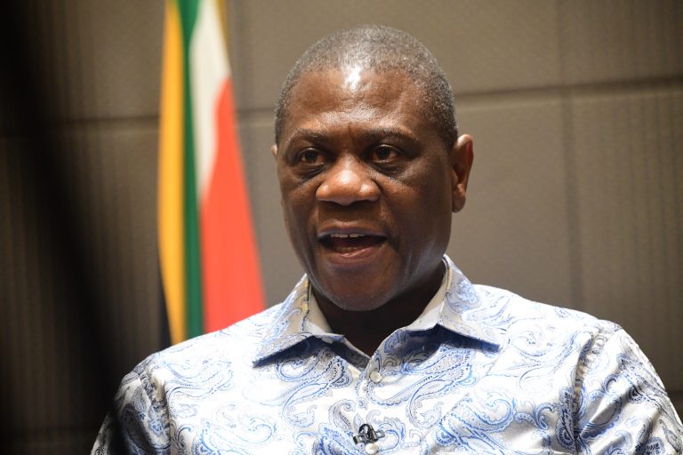 AfriForum versoek dringende vergadering met Mashatile oor waterkrisis