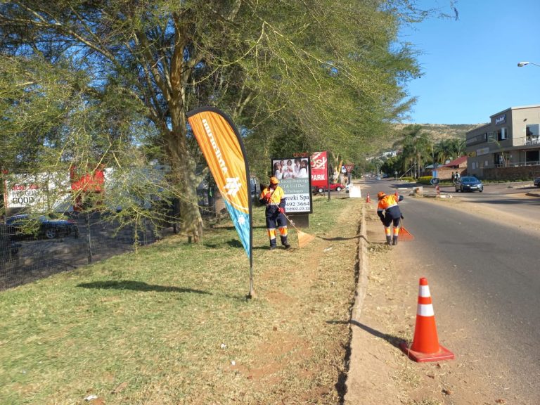 Noord van die berg-buurtwag lê 840 km af om Pretoria-Noord netjies te hou