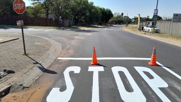 Rustenburg-tak maak paaie veiliger in Mei