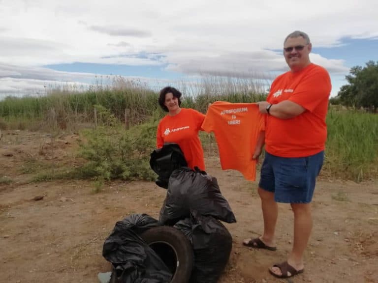 #OnsDorp-veldtog: AfriForum se Oudtshoorn-tak maak brûe oor Grobbelaarsrivier skoon