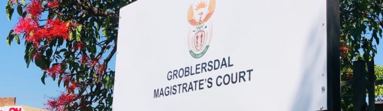 Kry én hou misdadigers agter tralies, eis AfriForum in Groblersdal van Polisie en Justisie