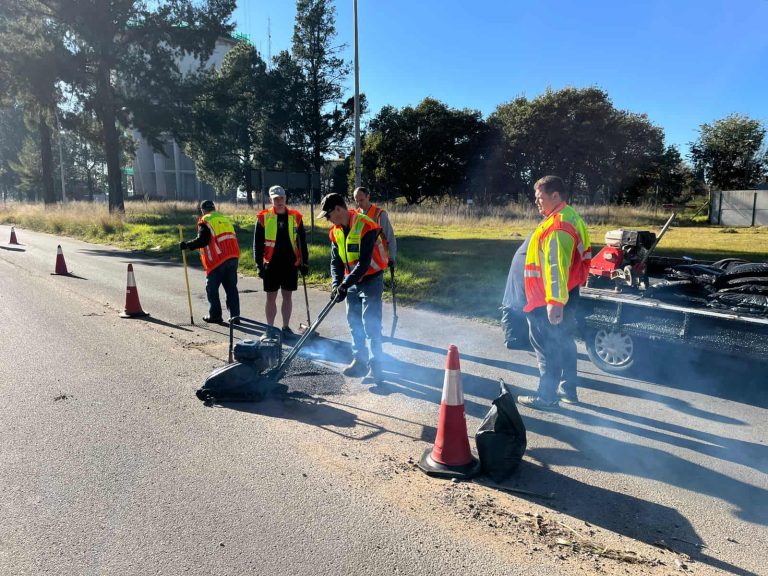 Benoni-tak vul reusehoeveelheid slaggate in dorp op