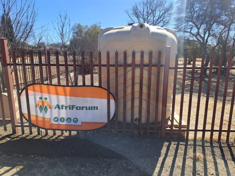 AfriForum maak Heilbron weer leefbaar met nóg ’n noodwaterpunt en minder vullis