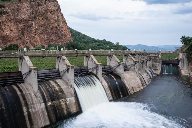 5 000 civil engineers ready to ensure safety standards of dams